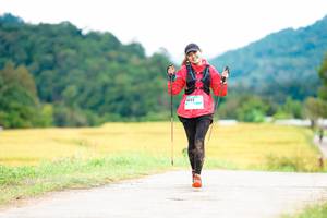 BIB: 1633
                            <button type="button" onclick="openModal(13442349)" class="btn btn-primary btn-sm float-right btn-popup" data-toggle="modal" data-target=".modal-high-quality">
                        <i class="fas fa-shopping-cart"></i> Add to Cart
                    </button>
                                            <button type="button" onclick="isThisMe(13442349, true)" class="btn btn-success btn-sm float-right btn-popup btn-isme hidden" data-toggle="tooltip" data-placement="bottom" title="นี่คือรูปของคุณใช่ไหม คลิกที่นี่เพื่อเอาเข้าอัลบั้ม">
                        <i class="fas fa-plus"></i> Add to album
                    </button>
                    <button type="button" onclick="isThisMe(13442349, false)" class="btn btn-warning btn-sm float-right btn-popup btn-isnotme hidden">
                        <i class="fas fa-ban"></i> Remove from album
                    </button>